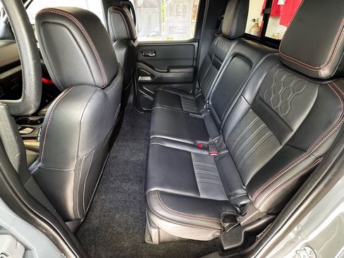 Used 2024 Nissan Frontier PRO-4X w/ Pro Premium Package image 45