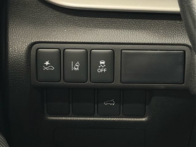 Used 2025 Mitsubishi Eclipse Cross AWD image 34