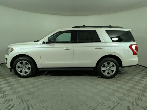 Used 2018 Ford Expedition XLT w/ Equipment Group 201A RWD image 6