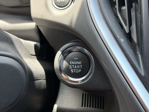 Certified 2024 Subaru Crosstrek 2.0i Premium AWD/4WD image 18