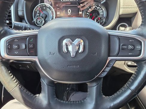 Used 2021 RAM 1500 Laramie w/ Sport Appearance Package AWD/4WD image 17