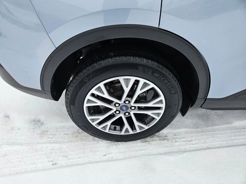 Used 2022 Ford Escape SEL image 12