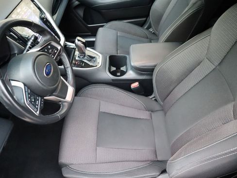 Used 2023 Subaru Outback Premium image 30