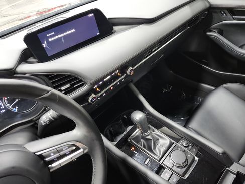 Used 2021 MAZDA MAZDA3 s FWD image 30