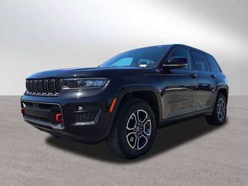 Used 2022 Jeep Grand Cherokee Trailhawk AWD/4WD image 7