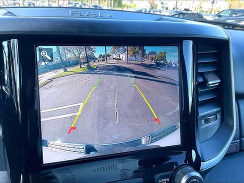 Used 2021 RAM 1500 Big Horn image 26