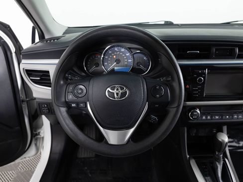 Used 2015 Toyota Corolla LE image 28