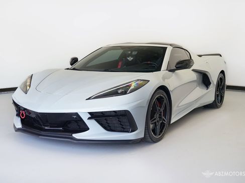 Used 2021 Chevrolet Corvette Stingray Premium Cpe w/ Z51 Performance Package image 2