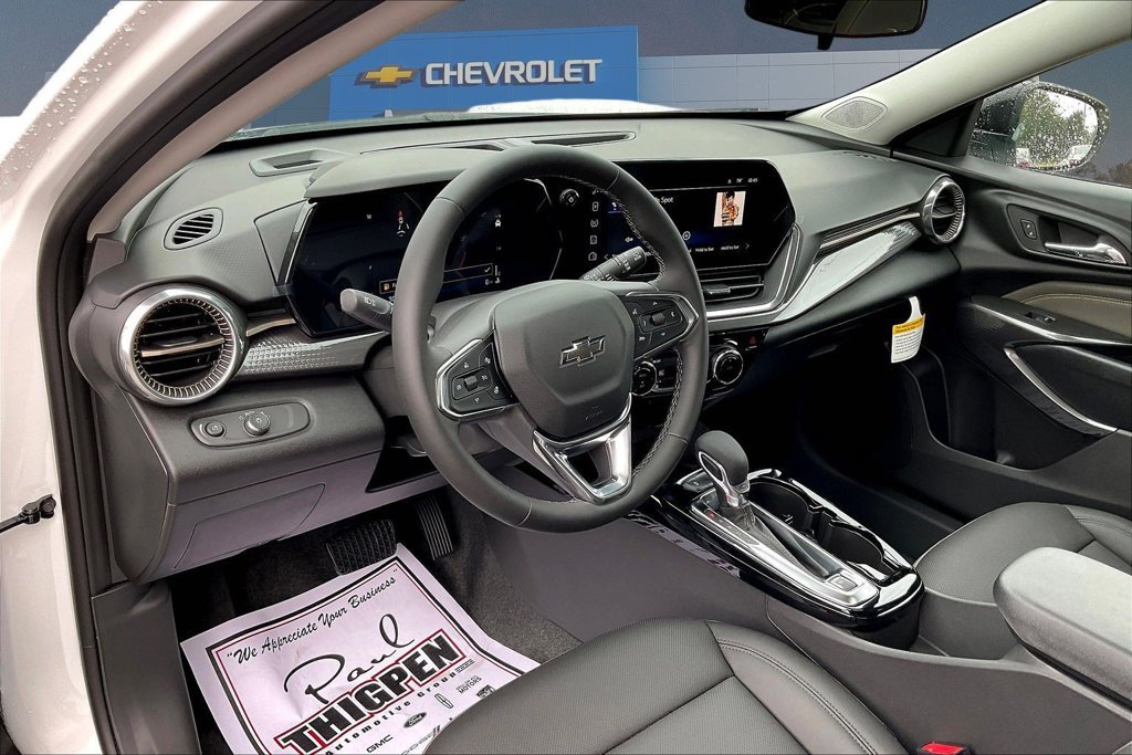 New 2026 Chevrolet Trax ACTIV w/ Sunroof Package FWD image 7