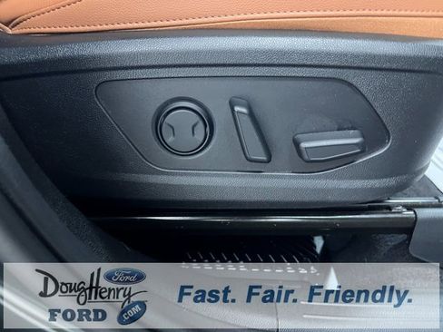 Used 2023 Kia Sorento SX Prestige image 46