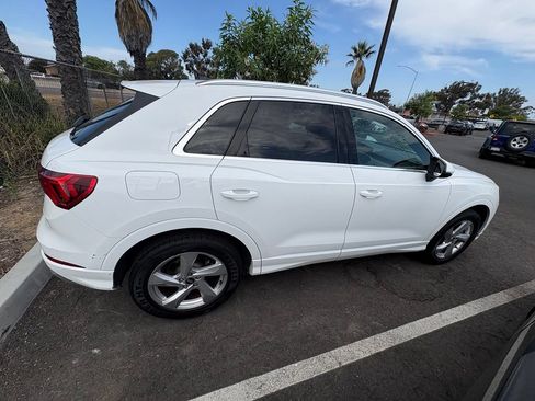 Used 2021 Audi Q3 2.0T Premium AWD/4WD image 3