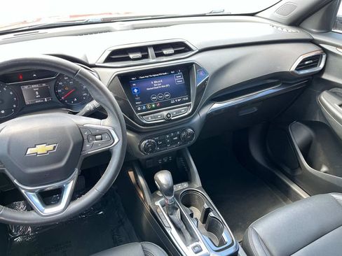 Used 2021 Chevrolet TrailBlazer ACTIV w/ Sun and Liftgate Package image 13