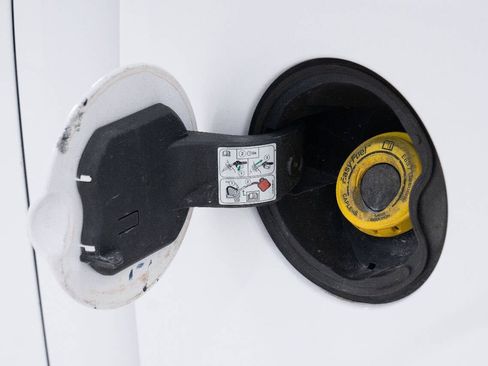 Used 2017 Ford F150 Lariat image 22