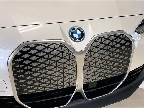 Certified 2025 BMW i4 eDrive40 w/ Premium Package image 30