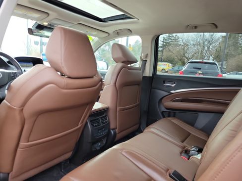 Used 2018 Acura MDX FWD w/ Technology Package image 15