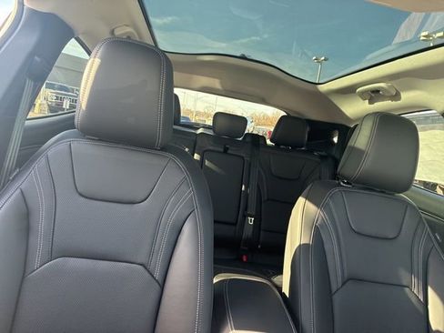 New 2025 Ford Mustang Mach-E Premium image 26