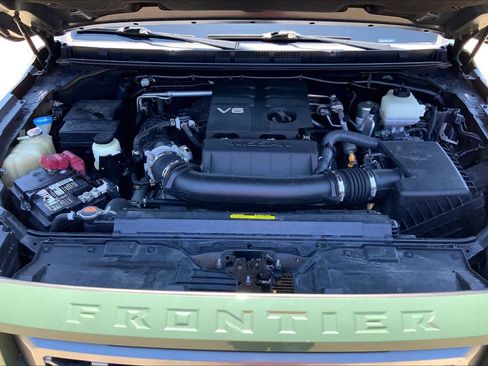 Used 2022 Nissan Frontier SV w/ Technology Package AWD/4WD image 29