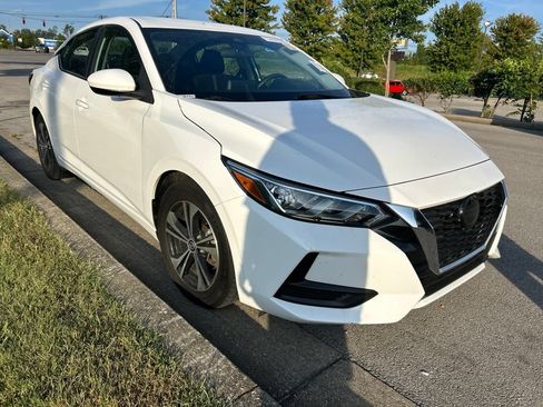 Used 2023 Nissan Sentra SV FWD image 2