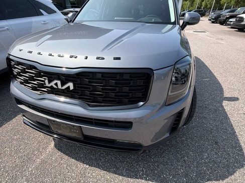 Used 2022 Kia Telluride SX w/ SX Prestige Package AWD/4WD image 4