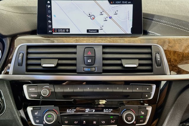 Used 2018 BMW 330e w/ Premium Package RWD image 13
