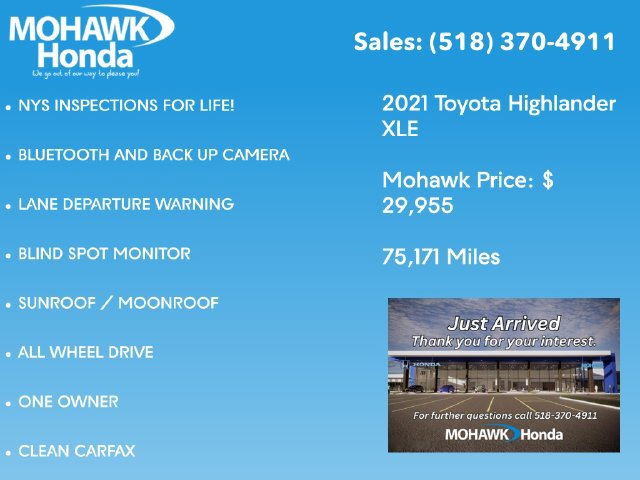 Used 2021 Toyota Highlander XLE AWD/4WD image 2