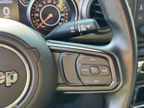 Used 2021 Jeep Wrangler Unlimited Sport image 20