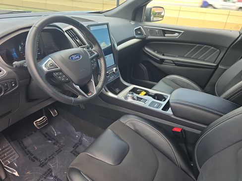 Used 2023 Ford Edge ST AWD/4WD image 17