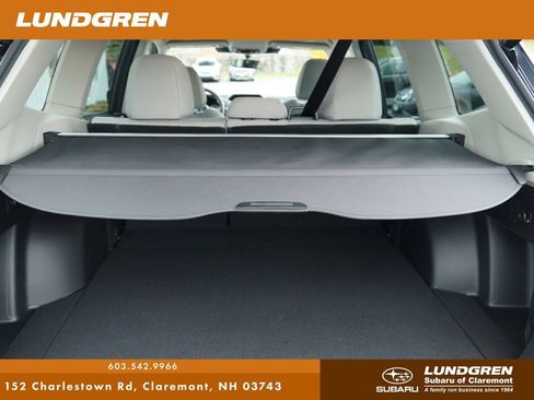 Used 2023 Subaru Forester Premium AWD/4WD image 35
