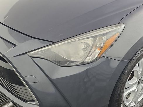 Used 2017 Toyota Yaris iA image 47