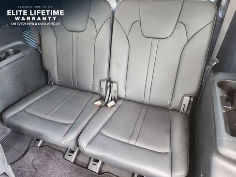Used 2022 Kia Sorento S FWD image 27
