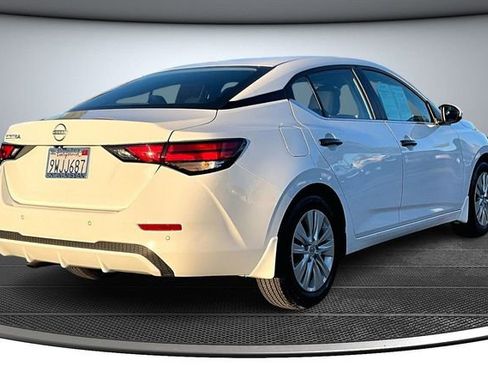 Certified 2025 Nissan Sentra S image 6