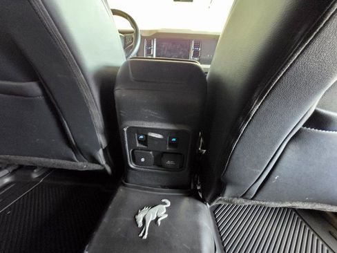 Used 2023 Ford Bronco Wildtrak image 30