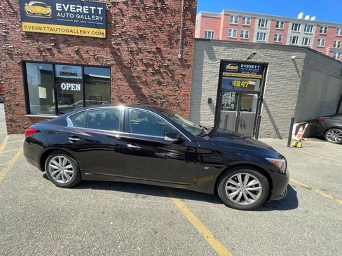 Used 2015 INFINITI Q50 Premium w/ Navigation Package AWD/4WD image 3