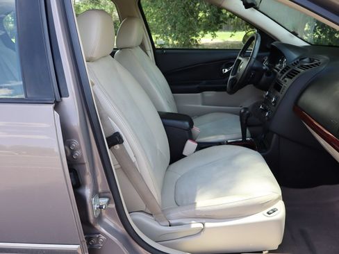 Used 2007 Chevrolet Malibu LTZ FWD image 22