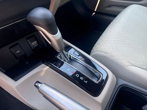 Used 2014 Honda Civic LX image 24