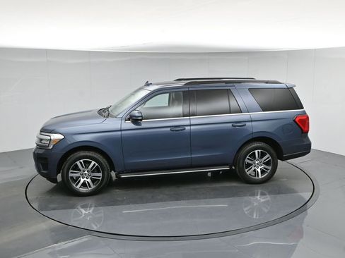 Used 2023 Ford Expedition XLT image 54