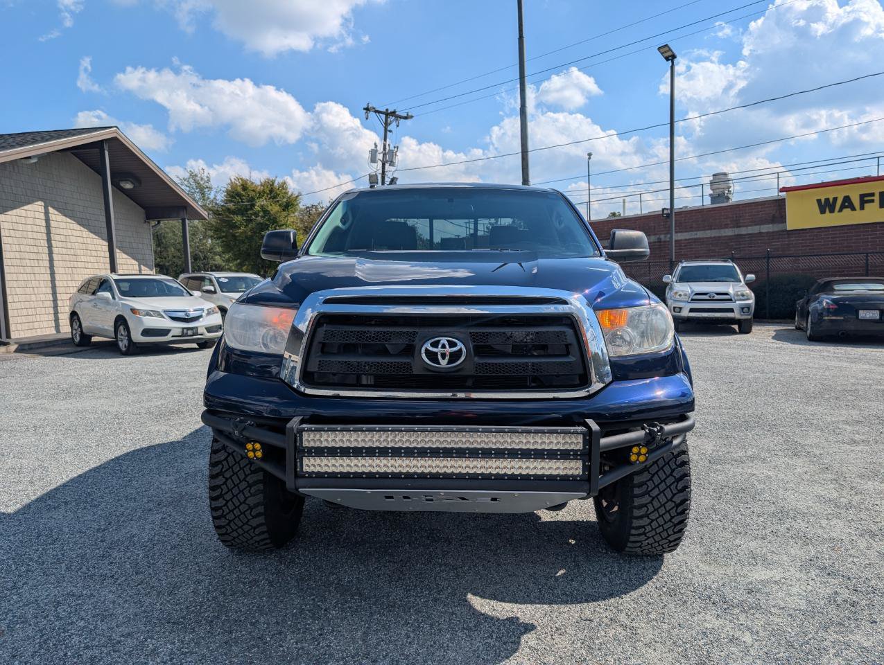 Used 2013 Toyota Tundra 4x4 Double Cab w/ Tow Pkg image 2