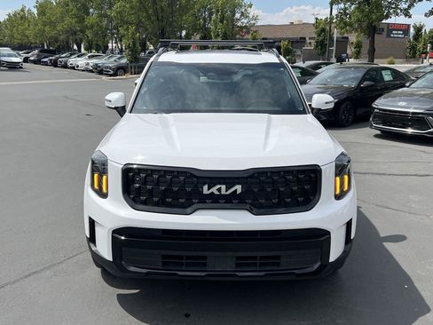 Used 2024 Kia Telluride EX X-Line AWD/4WD image 3