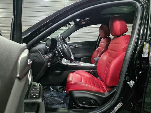 Used 2024 Dodge Hornet R/T Plus w/ Tech Pack Plus w/o Parking image 13