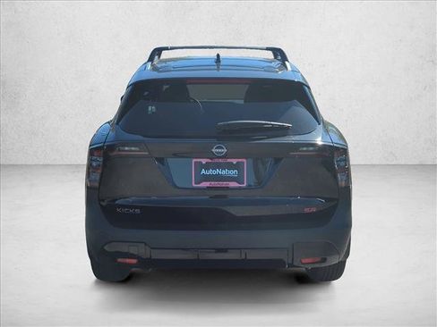 New 2026 Nissan Kicks SR image 6