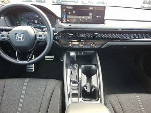 Used 2023 Honda Accord Sport image 15