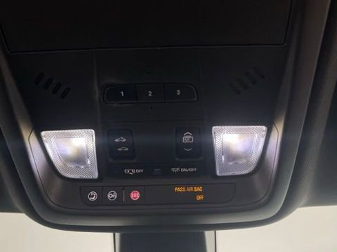 Used 2017 Cadillac XT5 Luxury w/ Driver Awareness Package image 42