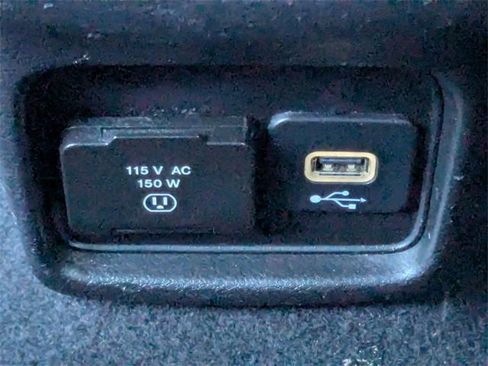 Used 2021 Jeep Compass Trailhawk image 15