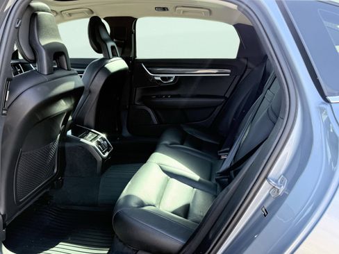 Used 2018 Volvo S90 T5 Momentum w/ Convenience Package image 35
