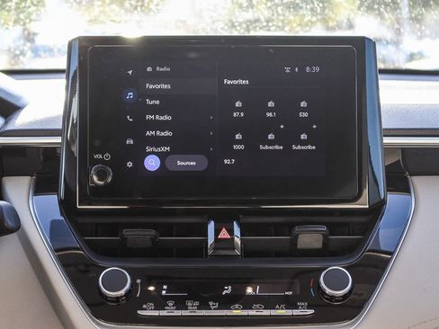 Used 2023 Toyota Corolla Cross L image 14