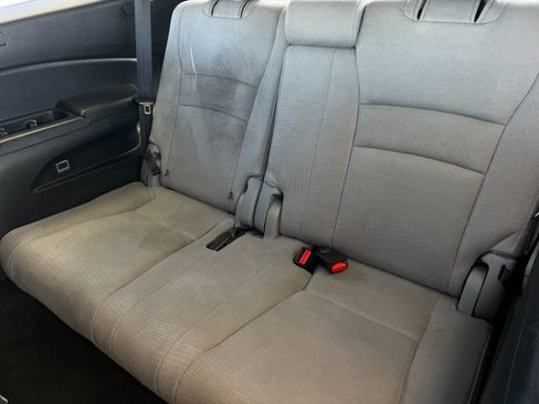 Used 2017 Honda Pilot EX image 16