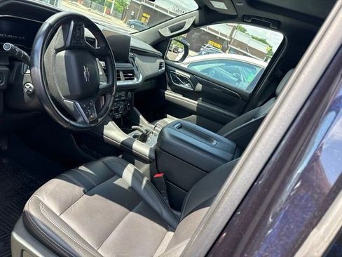 Used 2022 Chevrolet Tahoe RST w/ Luxury Package AWD/4WD image 5