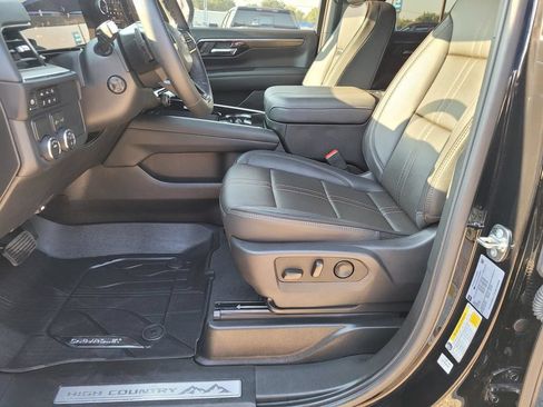 Used 2026 Chevrolet Tahoe High Country RWD image 18