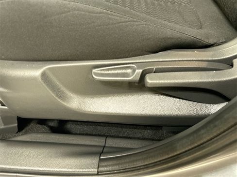 Used 2024 Mitsubishi Eclipse Cross Black Edition image 10