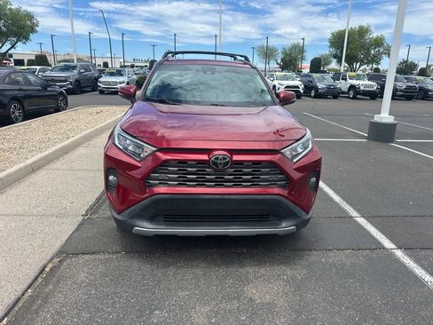Used 2019 Toyota RAV4 Limited w/ Cold Weather Package FWD image 2